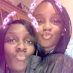 Meet your Posher, Aisha